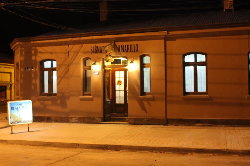 Hotel Yellow Submarine Punta Arenas Exterior foto